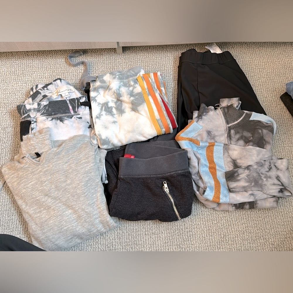 Assortment of Women’s Clothes. Small/Medium
